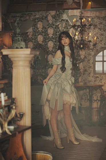 70-180mm F2.8 G2 A064 作例　ポートレート