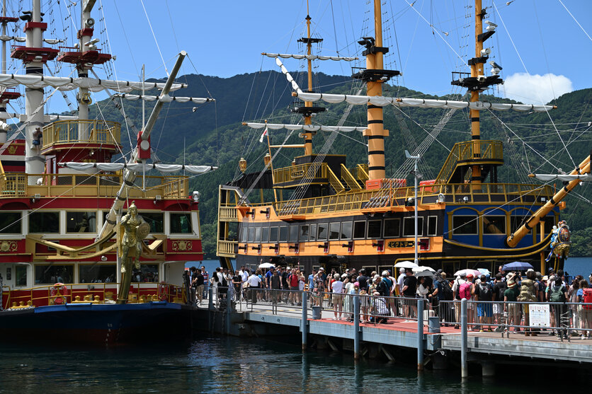 芦ノ湖では望遠ズームが大活躍