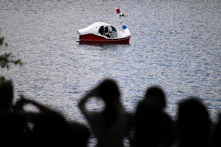 芦ノ湖では望遠ズームが大活躍