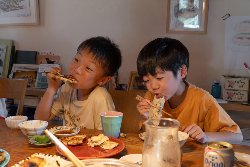 25-200mm F2.8-5.6 G2 作例 家族写真