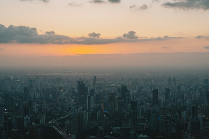 いつでもどこでもこれ1本。新たな標準ズーム！？タムロン35-100mm F2.8 (Model A078) ニコン Z マウント用で描く、写真家 澤村 洋兵氏のポートレート&スナップ