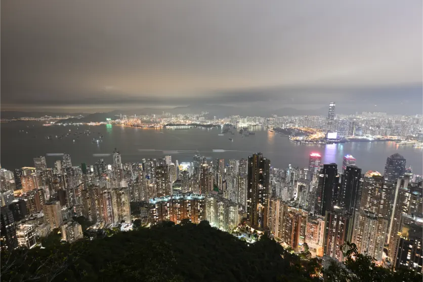 【夜景の撮り方】きれいに撮影するためのコツをご紹介