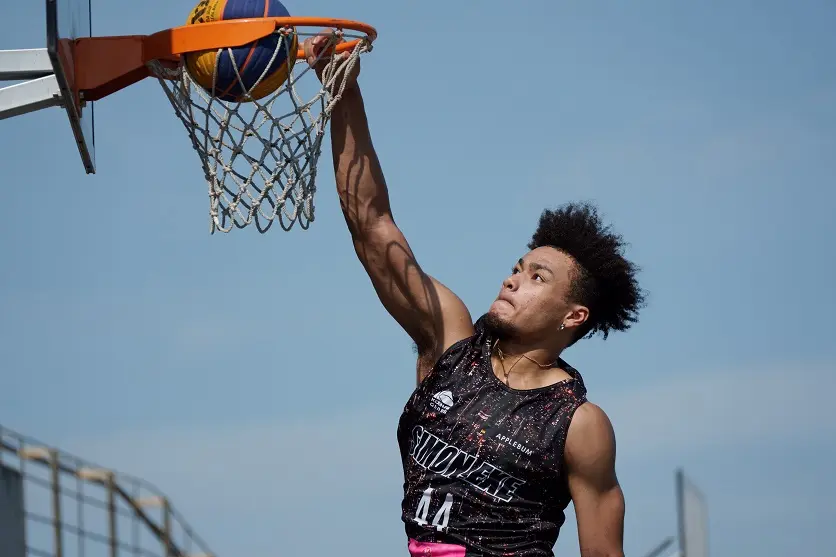 [How to take dynamic sports photos] Explaining the basics that can be used for a variety of subjects