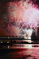 「光、散る」 山本 邦治