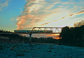 「夜明け」 並木 達郎 様