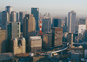 「摩天楼を行く」 嶋田 雄介 様