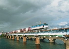 「虹のアーチ」 久保山 竜亘 様